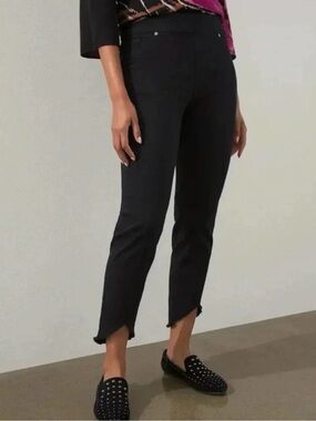 Chico's Pull-On Black Jegging, with tulip hem. Size 1 Tall (8-10)